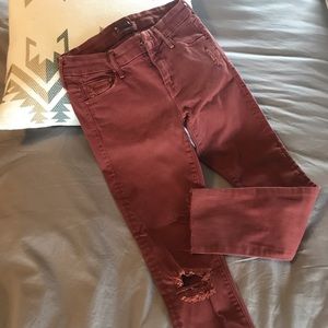 Mother Jeans the Looker maroon “blou out”